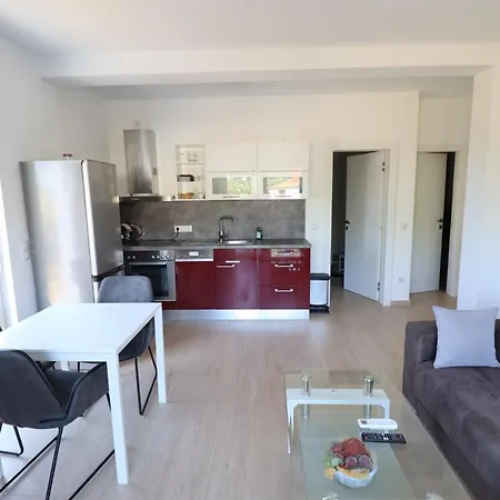 Apartman - Dani *
