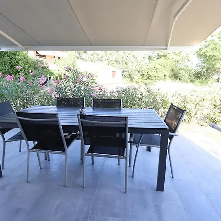 - Dani Apartment *